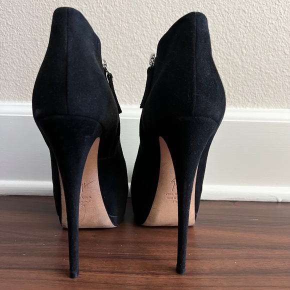 Giuseppe Zanotti Peep Toe Platform Suede Booties-Great Condition - Picture 5 of 7